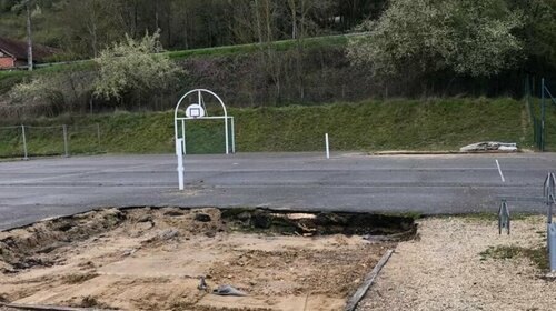 Retrait des bacs à sables au sein de l'école